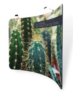 Mässvägg - Böjd pop-upp vägg med stretchtyg