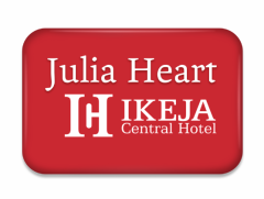 Namnbricka, rektangulär med rundade hörn. Fås med alla våra vanliga fästen. 